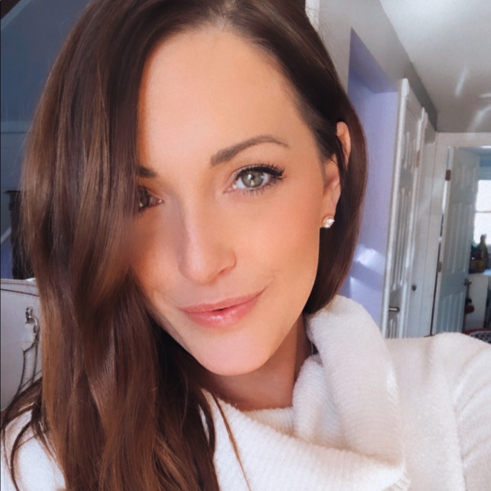 Meet your Posher, Lindsey